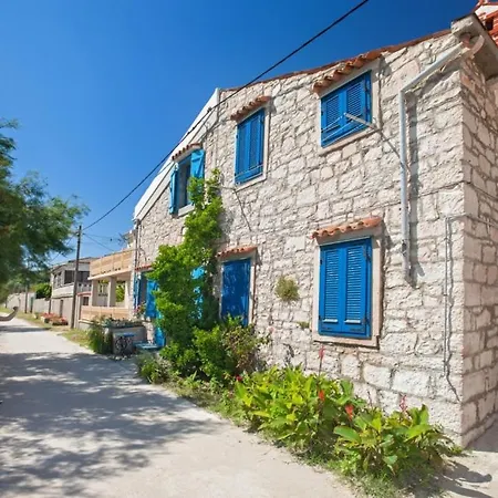 In With Air Conditioning, W-lan Lejlighed Susak
